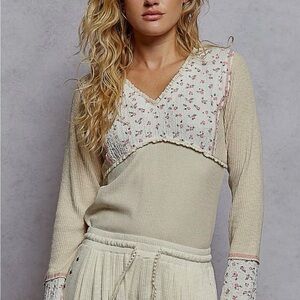 POL Cream and Pink Floral Top